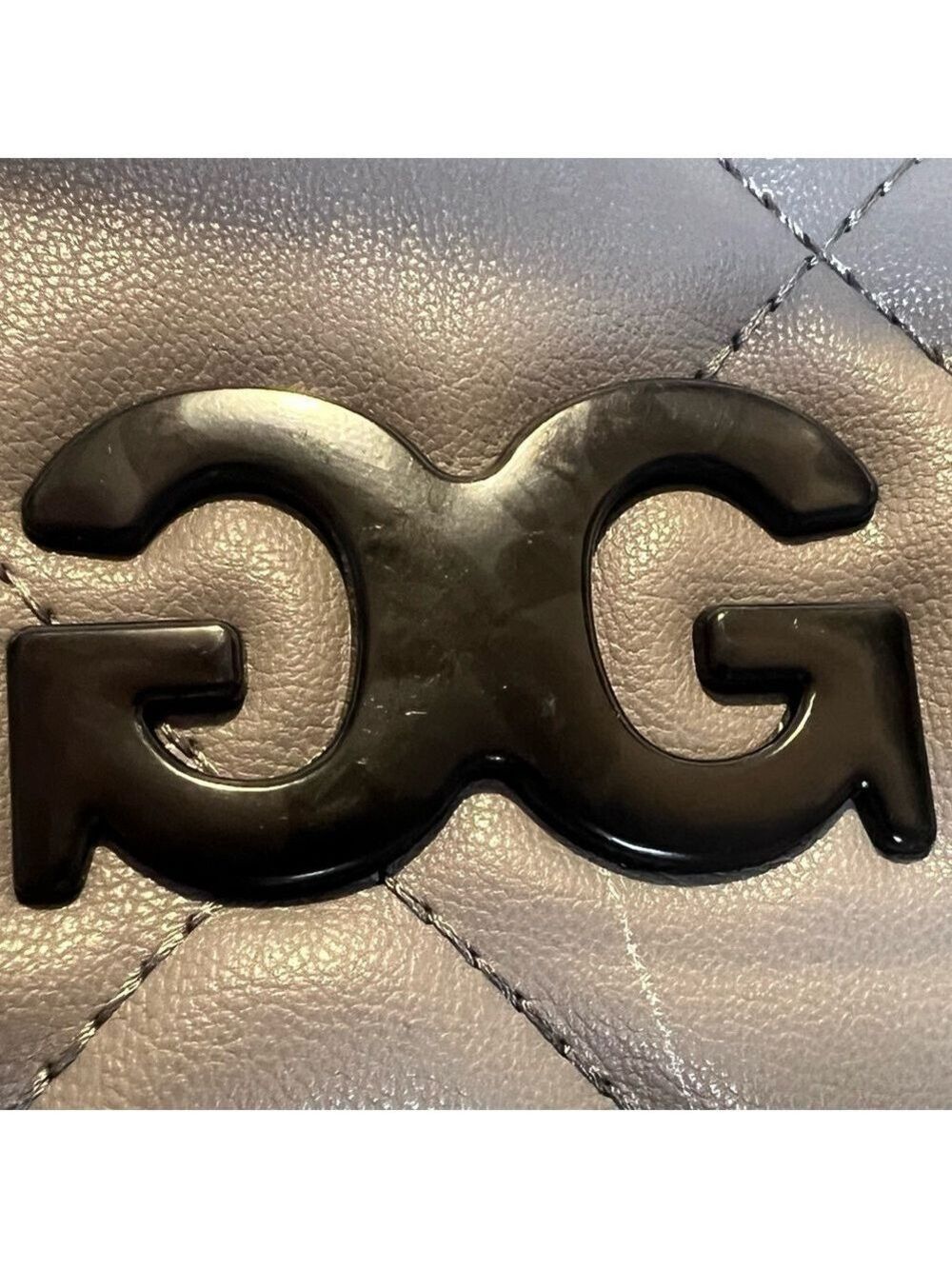 GILDA PARIS QUILTED WEEKENDER CROSSBODY BAG - Picture 8 of 10
